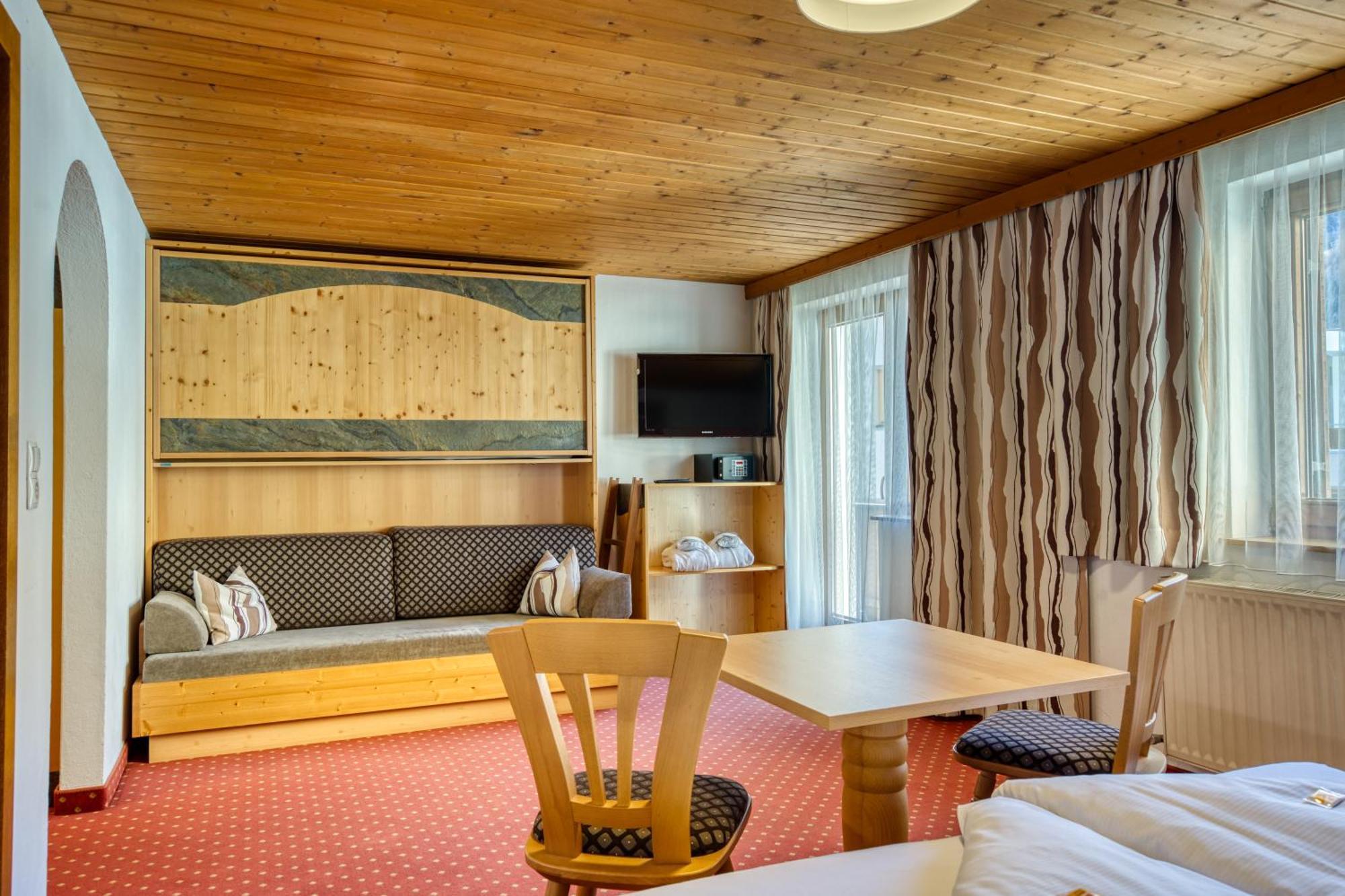 Hotel Klausnerhof Тукс Екстер'єр фото