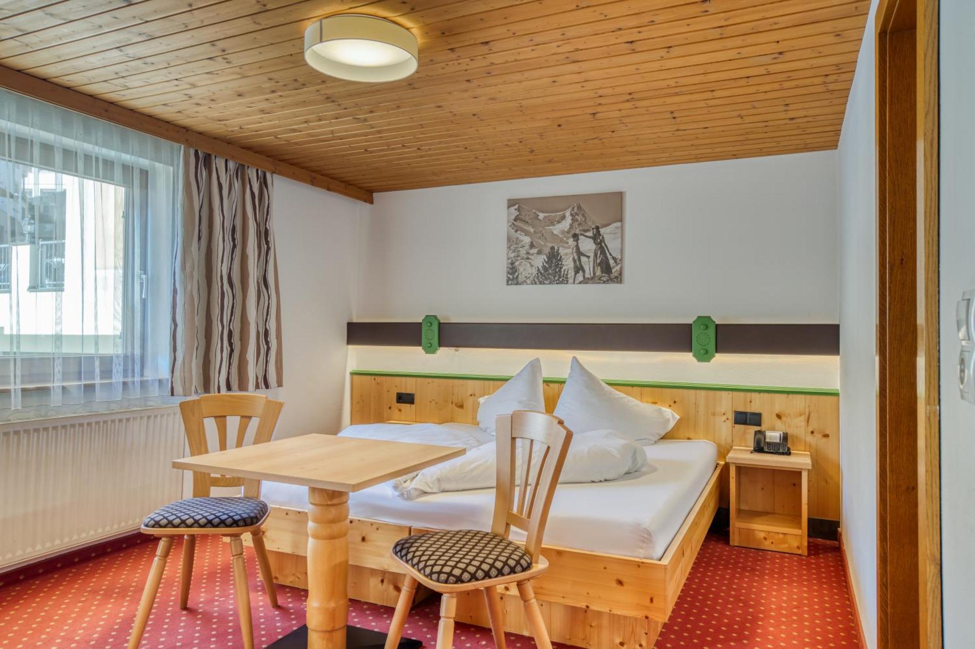 Hotel Klausnerhof Тукс Екстер'єр фото