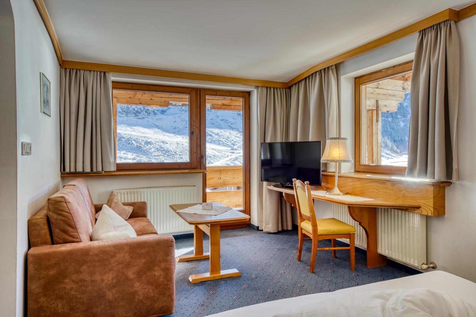 Hotel Klausnerhof Тукс Екстер'єр фото